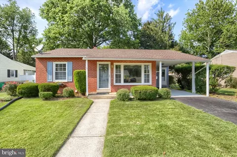 421 D St, Carlisle, PA 17013