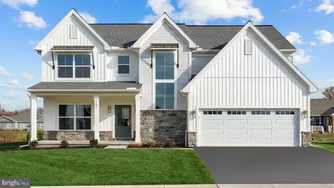104 Notting Hill Ct, Mechanicsburg, PA 17050