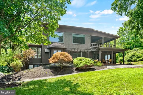 1447 High St, Enola, PA 17025