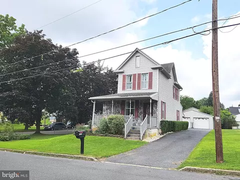 301 2nd St, East Pennsboro, PA 17025