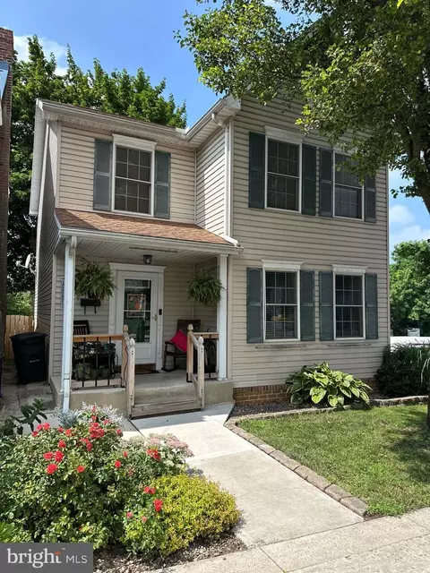 473 E King St, Shippensburg, PA 17257