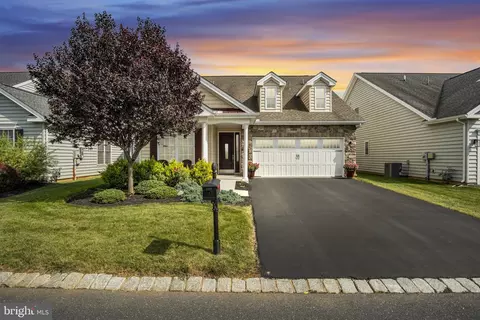 109 Loyal Dr, Mechanicsburg, PA 17050