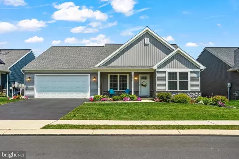 2069 Spring Wood Ln, Mechanicsburg, PA 17055