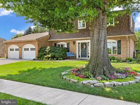 710 Robert St, Mechanicsburg, PA 17055