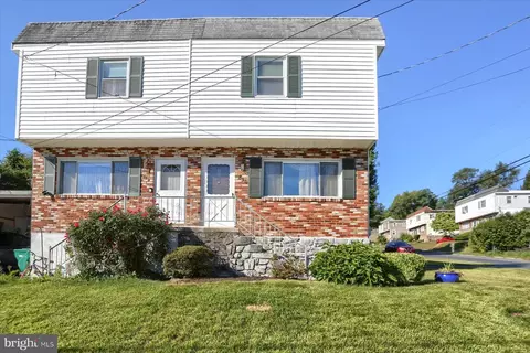830 Erford Rd, Camp Hill, PA 17011