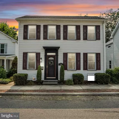 216 S York St, Mechanicsburg, PA 17055