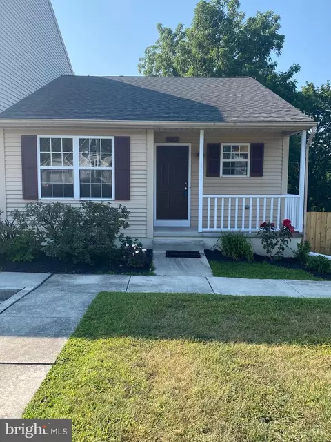 1002 Rebecca St, Carlisle, PA 17013