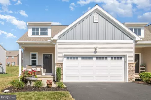 1810 Shady Ln, Mechanicsburg, PA 17055