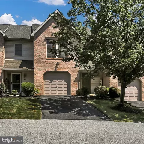 141 Melbourne Ln, Mechanicsburg, PA 17055