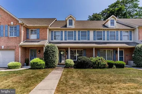 4067 Caissons Ct, Enola, PA 17025