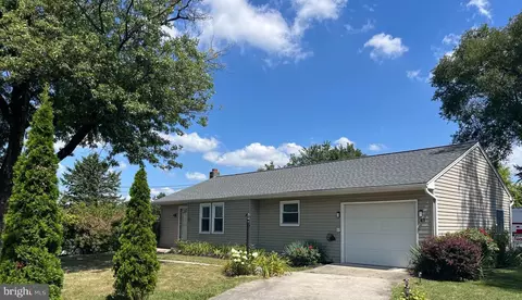 41 Wolfs Bridge Rd, Carlisle, PA 17013