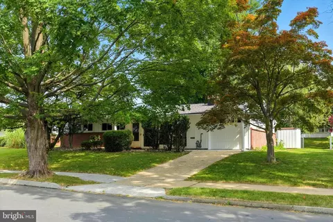 3424 Walnut St, Camp Hill, PA 17011