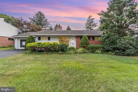 2111 Yale Ave, Camp Hill, PA 17011