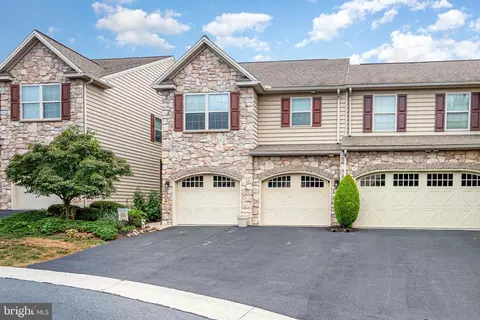 2013 Golden Ct, Mechanicsburg, PA 17055