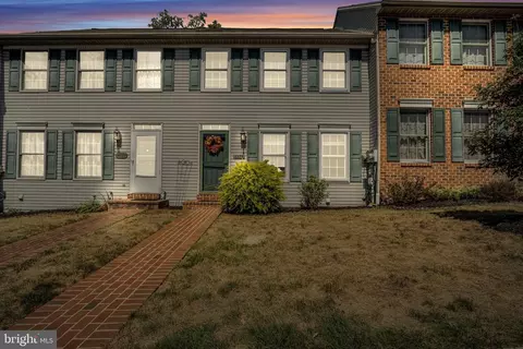 4178 Kittatinny Dr, Mechanicsburg, PA 17050