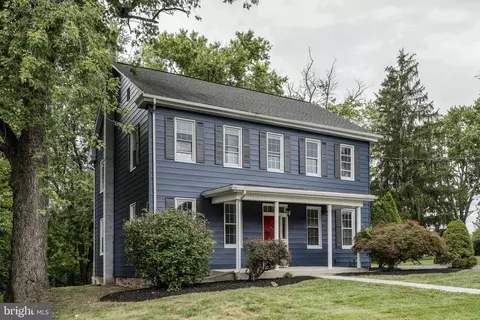 24 Kim Acres Dr, Mechanicsburg, PA 17055
