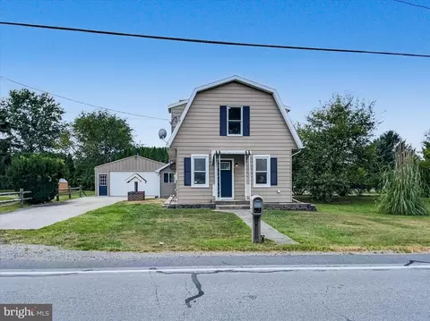 744 Forge Rd, Carlisle, PA 17015