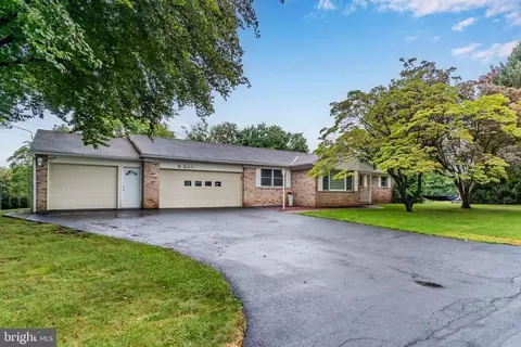 9 Rusty Dr, Mechanicsburg, PA 17050