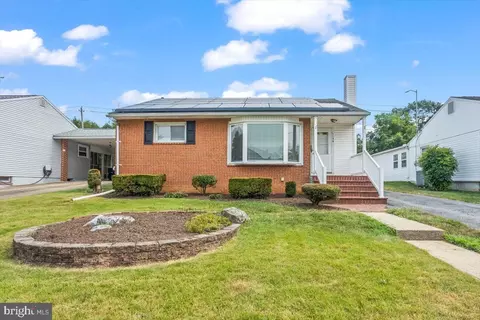 1156 Kingsley Rd, Camp Hill, PA 17011