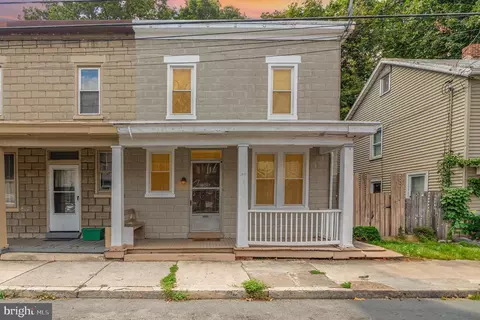 144 N East St, Carlisle, PA 17013