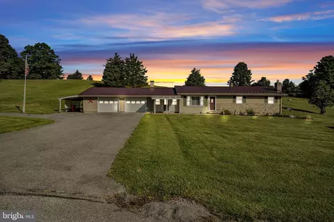 1325 Goodyear Rd, Gardners, PA 17324