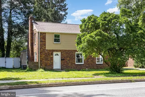1609 Carlisle Rd, Camp Hill, PA 17011