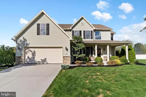 20 Stony Creek Ct, Carlisle, PA 17013