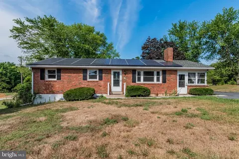1959 Randall Rd, Enola, PA 17025