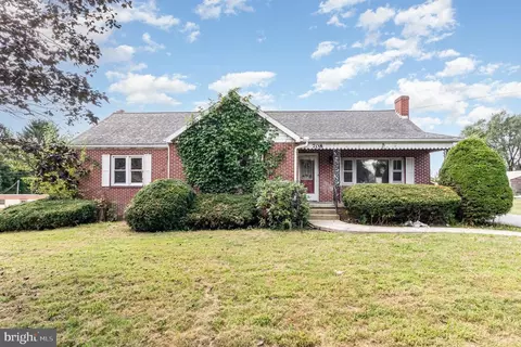 708 Baltimore Rd, Shippensburg, PA 17257