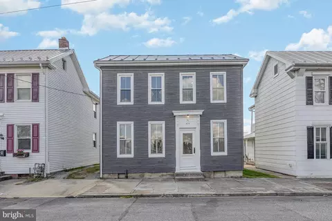 314 S High St, Mechanicsburg, PA 17055