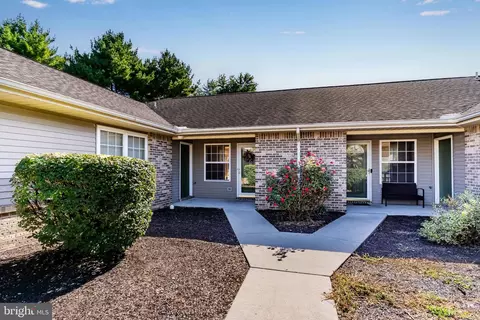 117 Easterly Dr, Mechanicsburg, PA 17050