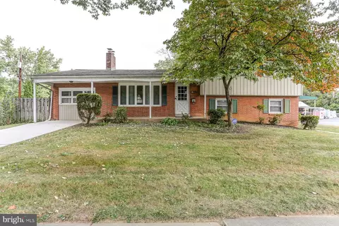 2 Commercial Dr, Camp Hill, PA 17011