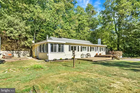 12 W Willow Ter, Mechanicsburg, PA 17050