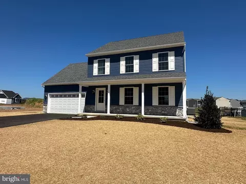 21 American Ave, Carlisle, PA 17013