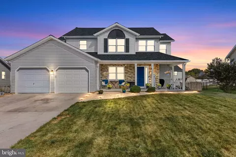 16 Butternut Ln, Mechanicsburg, PA 17050
