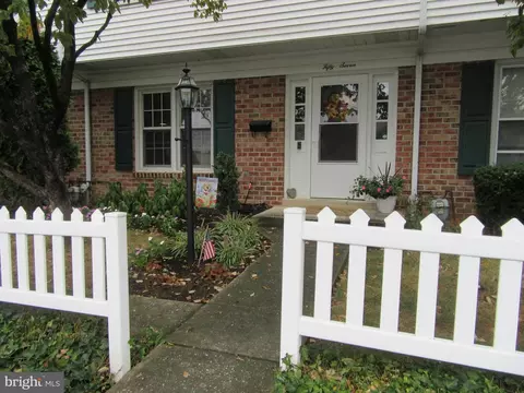 57 W Vine St, Shiremanstown, PA 17011