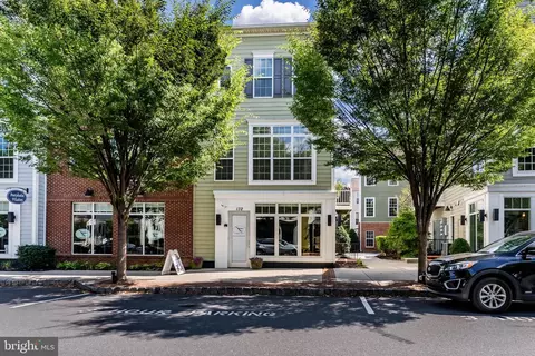 131 Putnam Way, Mechanicsburg, PA 17050