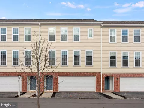4112 Leroy Dr, Mechanicsburg, PA 17055