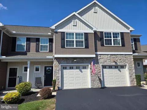 1730 Fairbank Ln, Mechanicsburg, PA 17055