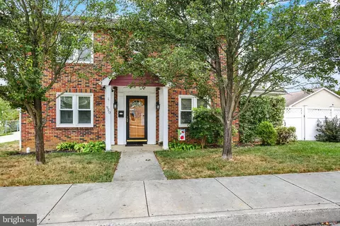920 N West St, Carlisle, PA 17013