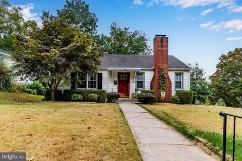 316 Old Fort Rd, Lemoyne, PA 17043