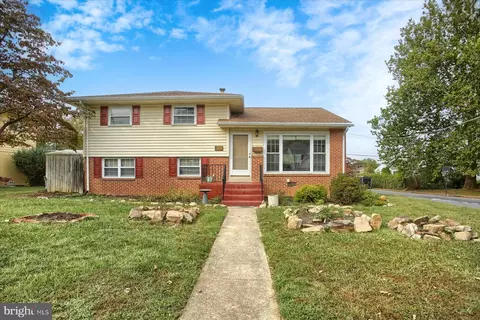 617 Brookhaven Rd, New Cumberland, PA 17070