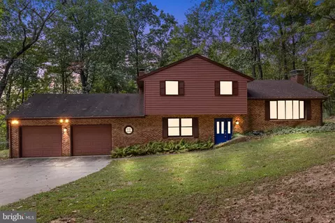 139 Millers Gap Rd, Enola, PA 17025