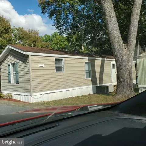 506 Palm Beach Ave, Carlisle, PA 17015