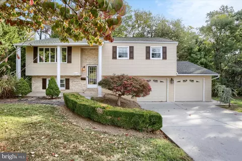 419 Mountain St, Summerdale, PA 17093
