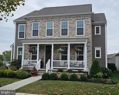 136 Pickering Ln, Mechanicsburg, PA 17050