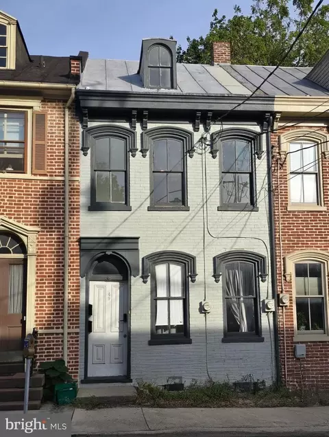 49 S Bedford St, Carlisle, PA 17013