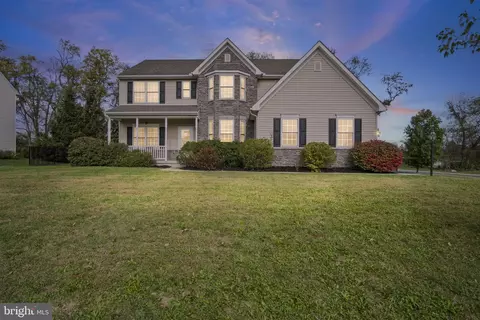 12 Foxwood Blvd, Mechanicsburg, PA 17050