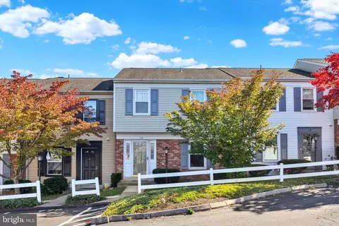 778 Allenview Dr, Mechanicsburg, PA 17055
