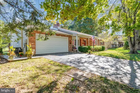 2208 Circle Rd, Carlisle, PA 17013